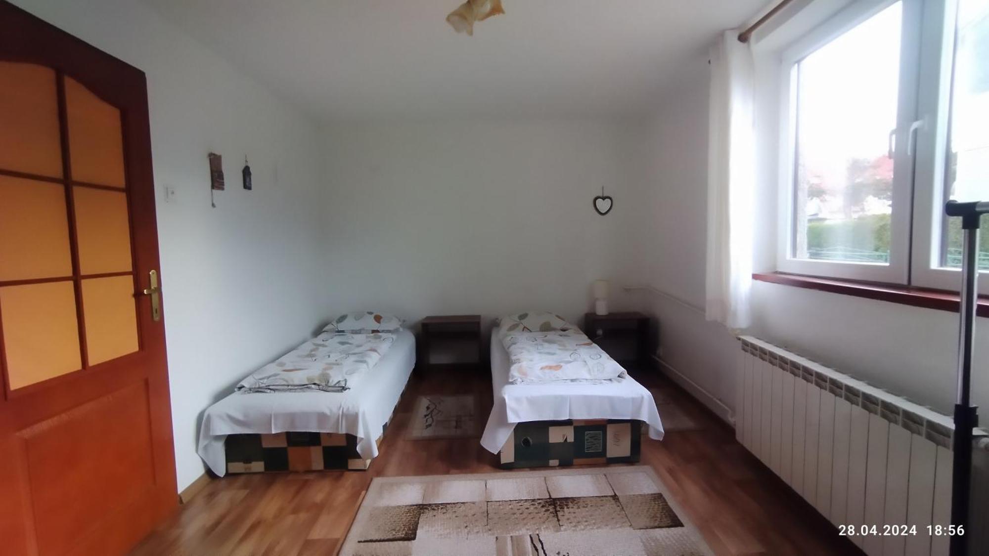 Lucky Cat Hotel Nova Lesna Phòng bức ảnh